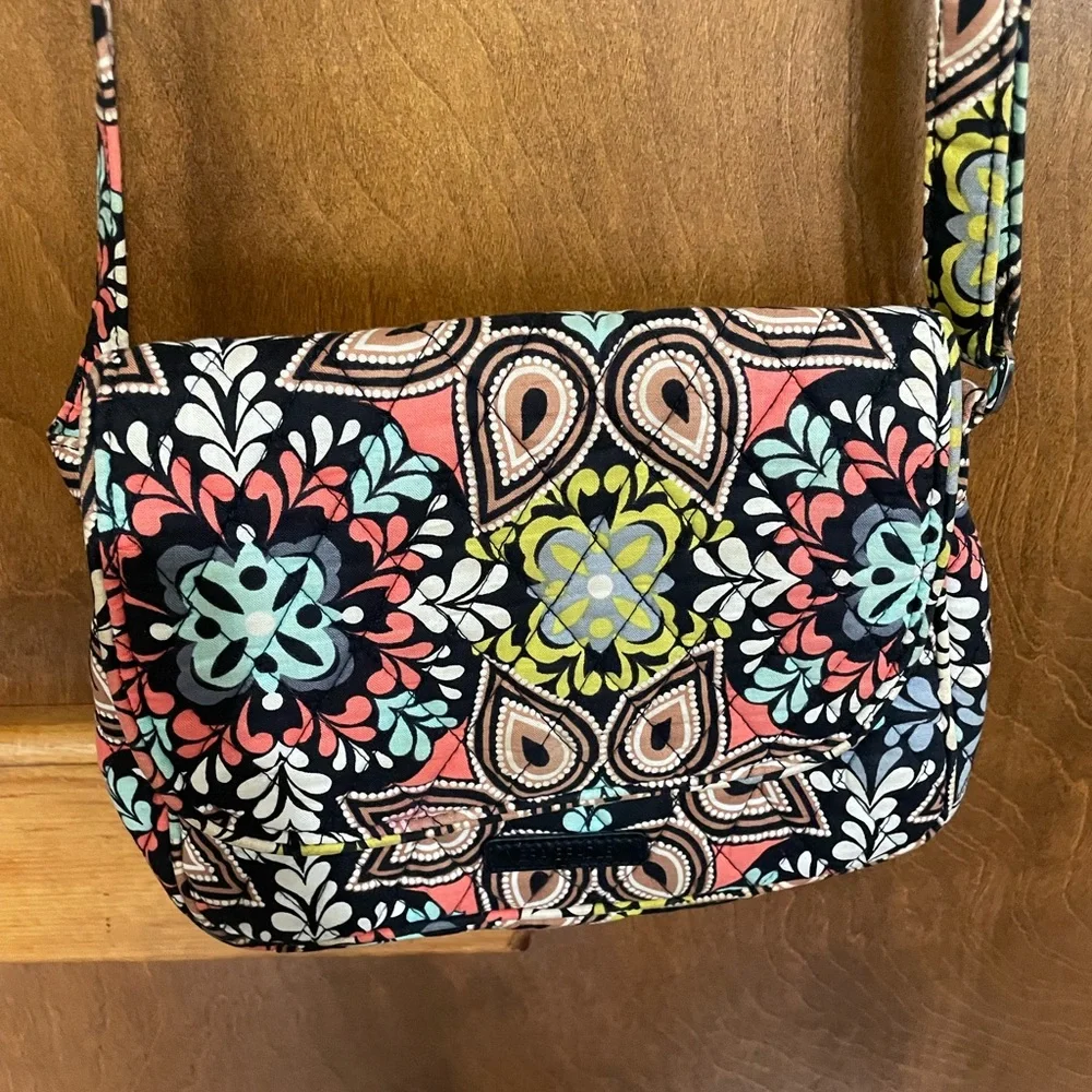 Vera Bradley Crossbody Bag - Picture 1 of 6